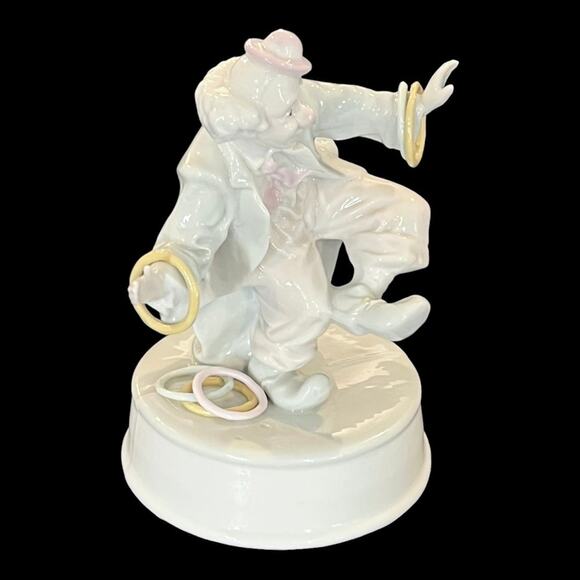 Vintage 1989 Arnart RING CLOWN MUSIC BOX 8” Porcelain Figurine Plays Circus Song - Picture 7 of 7